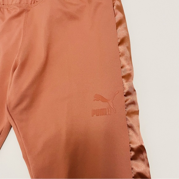 Puma Yoga Legging with Lacing & Slit Design - Picture 2 of 7